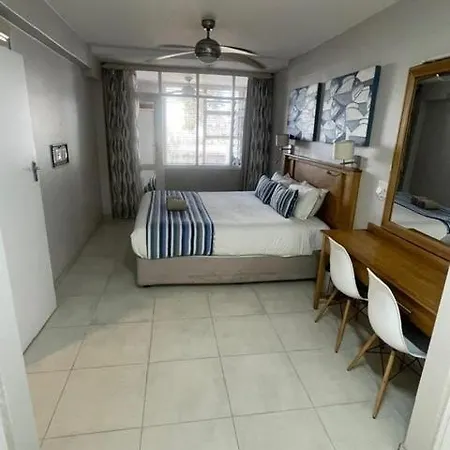 C9 Salamander Durban Buitenkant foto